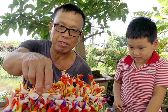 Những người còn lại với nghề nặn tò he 