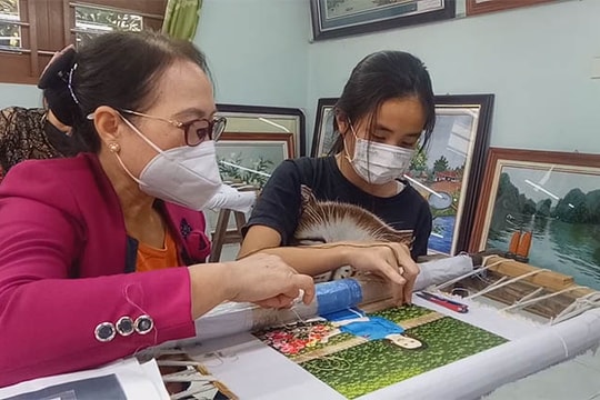 Những nghệ nhân "giữ lửa" nghề truyền thống