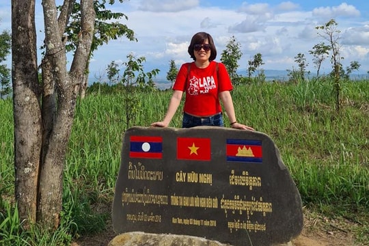 Cột mốc ngã ba biên giới Đông Dương – điểm check-in với nhiều du khách