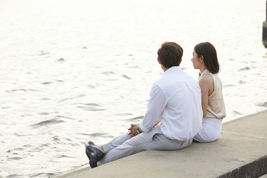 Mỗi lần giận vợ, chồng lại gặp người yêu cũ