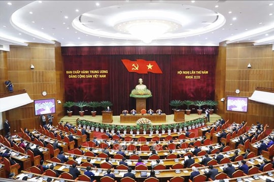 [Infographic] 5th plenum of 13th Party Central Committee focuses on reviewing project on Party building