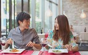 Mang "sĩ diện" đi… họp lớp