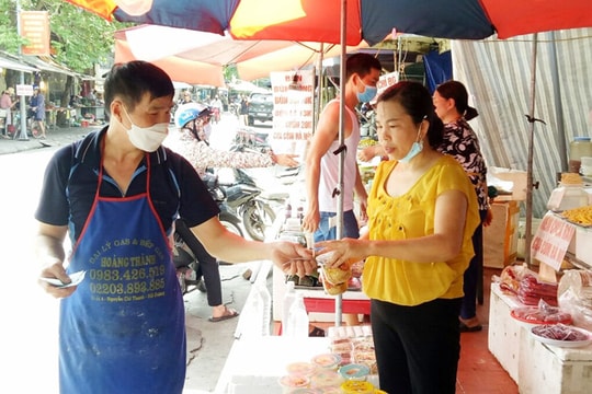 Nhiều mặt hàng hút khách dịp Tết Đoan ngọ
