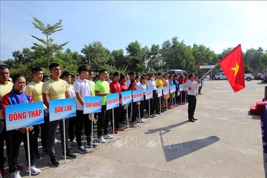 Khởi tranh Giải Đua thuyền Rowing và Canoeing vô địch các câu lạc bộ toàn quốc