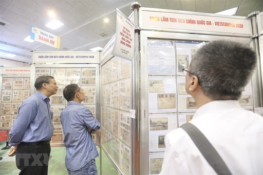 Bốn bộ sưu tập tem giành giải vàng ở triển lãm Tem bưu chính quốc gia
