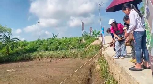 Thích thú trải nghiệm bãi rươi An Thanh