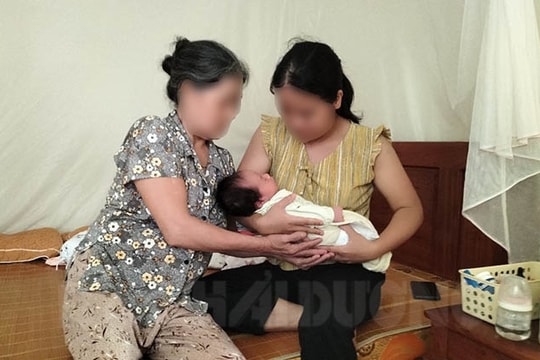 Xót xa trẻ bị bỏ rơi