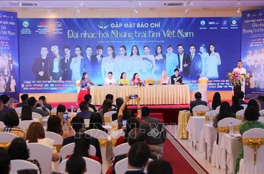 Đêm 9.7 sẽ diễn ra Đại nhạc hội Take me to the Sun tại Đà Nẵng