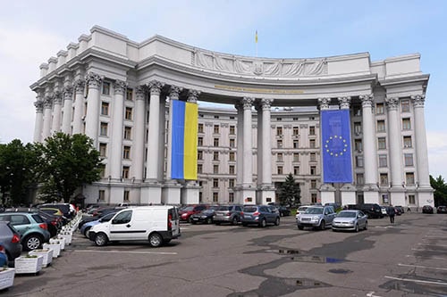 Ukraine cắt đứt quan hệ ngoại giao với Triều Tiên