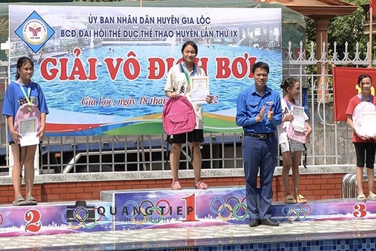 Xã Thống Kênh giành 3 huy chương vàng Giải vô địch bơi huyện Gia Lộc