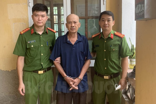 Công an xã phối hợp bắt giữ đối tượng truy nã