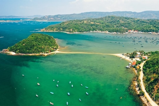 [Photos] Khanh Hoa – Phu Yen route: View from above