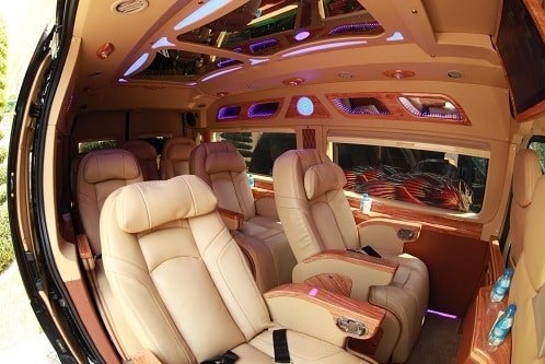 Cấm cải tạo ôtô trên 10 chỗ thành "limousine" chở khách từ 1.9