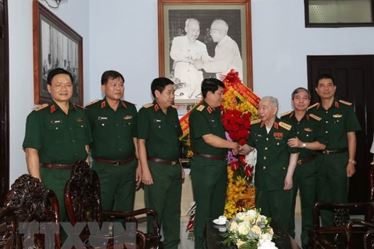 Chúc mừng sinh nhật lần thứ 100 của Đại tướng Nguyễn Quyết