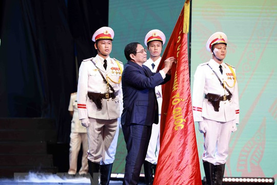 Đảng lãnh đạo tuyệt đối, trực tiếp mọi mặt đối với Công an nhân dân