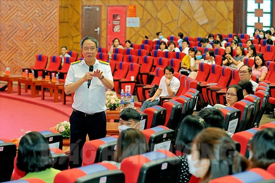 Đối thoại nhiều vấn đề người nộp thuế quan tâm