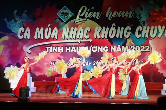 Gần 550 diễn viên, ca sĩ, nhạc công tham dự Liên hoan "Ca múa nhạc không chuyên"
