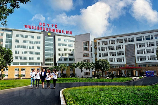 Đổi mới ở Trường Cao đẳng Dược Trung ương Hải Dương 