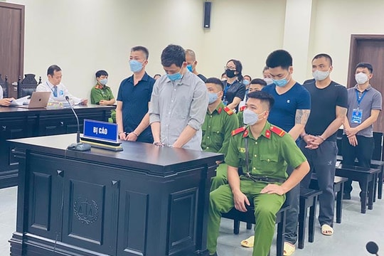 Bị cáo vụ "bay lắc" ở Bệnh viện Tâm thần Trung ương 1 liên tục kêu gào trong phiên xét xử
