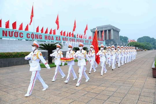 Gần 29.000 lượt người vào Lăng viếng Bác trong ngày Quốc khánh 2.9