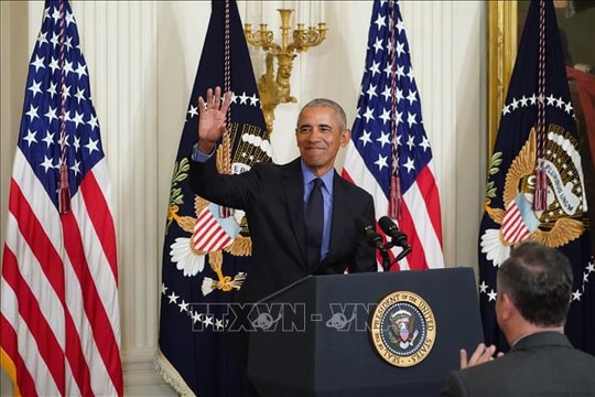 Cựu Tổng thống Mỹ B. Obama giành giải thưởng Emmy