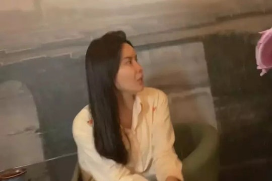 Lưu Hương Giang lần đầu lộ diện sau scandal của ông xã Hồ Hoài Anh
