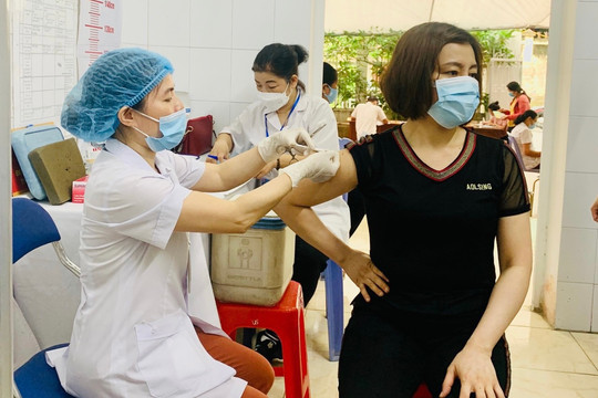 Hải Dương đẩy nhanh “làm sạch” dữ liệu tiêm chủng Covid-19