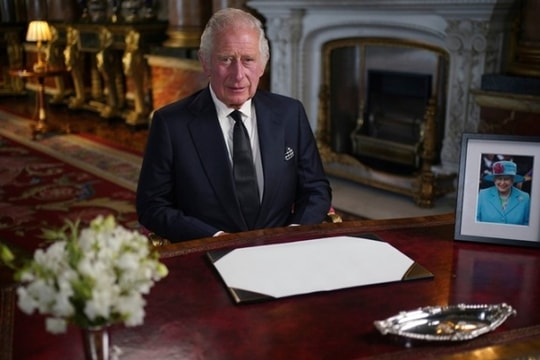 Vua Charles III lần đầu phát biểu trước công chúng