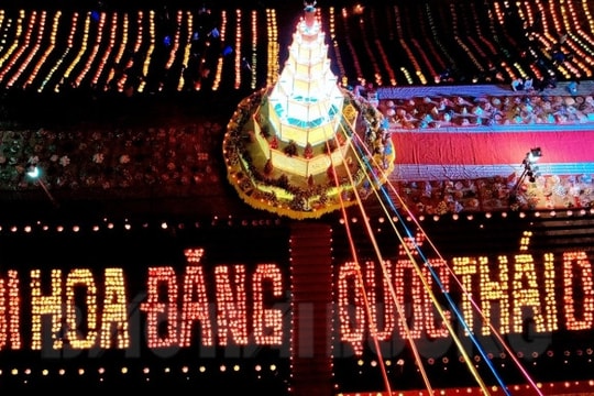 Con Son - Kiep Bac festival attractive to visitors