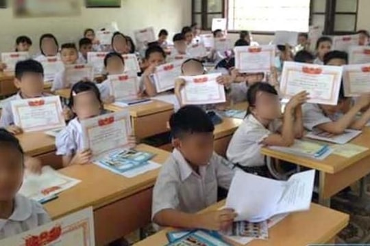 Chữa "bệnh thành tích" trong giáo dục