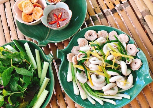 Mẹo làm món lòng sạch sẽ, dai ngon