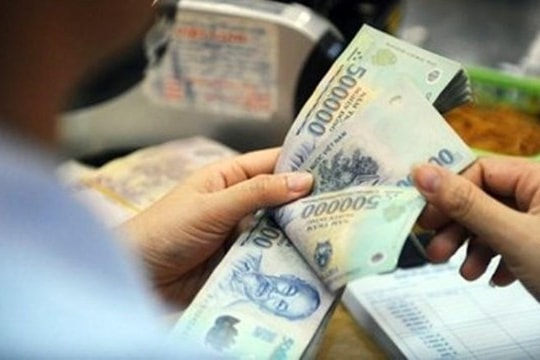 Nhận "chạy án" để chiếm đoạt tiền tỷ