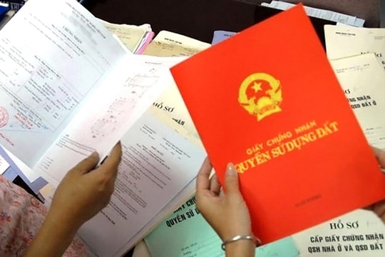 Cho vợ chồng con xây nhà trên đất của mình, đòi lại được không? 