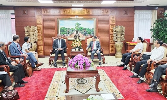 Hai Duong accompanies Ford Vietnam to remove difficulties for development