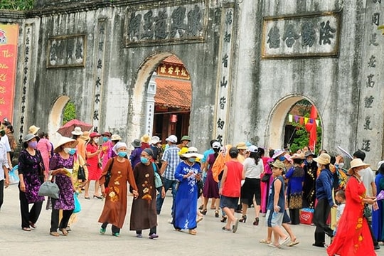 Về Kiếp Bạc