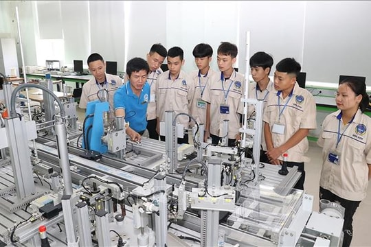 Đẩy mạnh hợp tác với doanh nghiệp trong đào tạo nghề