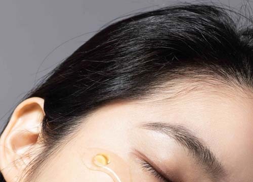 Dưỡng da "trứng luộc" giúp da căng mọng mà không nhờn dính