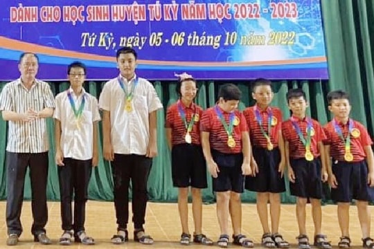 38 đội tuyển tham gia giao lưu Robocon huyện Tứ Kỳ