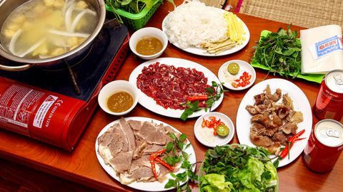 Lẩu bò nhúng dấm lựa chọn tuyệt vời cho tiết trời se lạnh