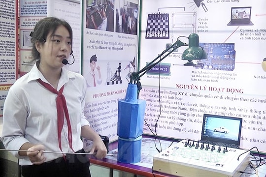 “Bàn cờ vua thông minh” giành giải nhất Cuộc thi Sáng tạo khoa học kỹ thuật khối THCS huyện Kim Thành