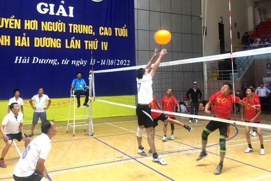Khai mạc Giải bóng chuyền hơi người trung, cao tuổi tỉnh năm 2022
