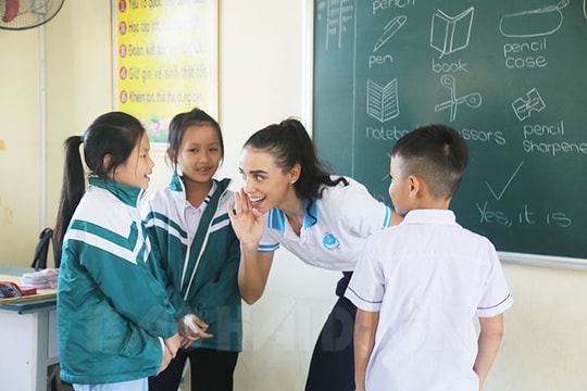 Rural students excited to learn English with foreign teachers