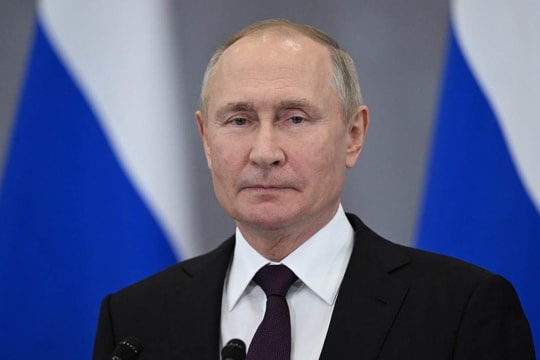 Tổng thống Nga Putin thiết quân luật tại 4 vùng lãnh thổ mới sáp nhập 