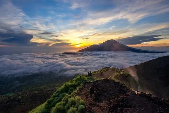 5 địa điểm đi bộ leo núi tại Đông Nam Á