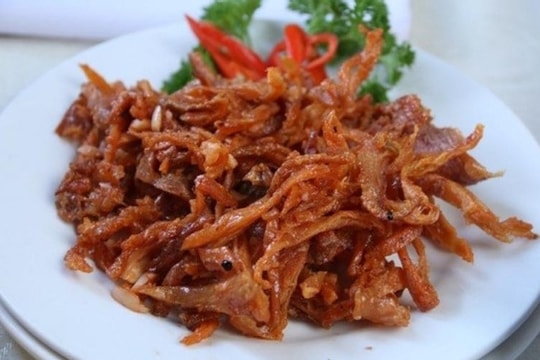 Cách làm khô mực chiên nước mắm