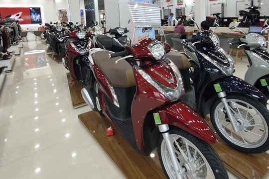 Nối gót Honda SH, SH mode tăng chênh gần 20 triệu đồng