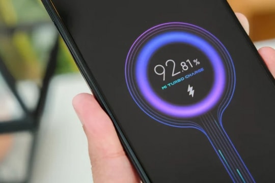 Smartphone Xiaomi mới chỉ mất 9 phút để tự sạc đầy