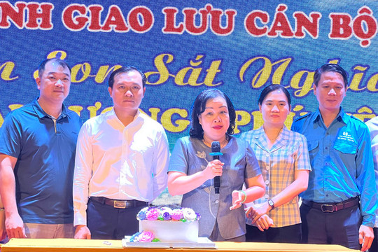 Ấm áp chương trình giao lưu 62 năm son sắt nghĩa tình Hải Dương - Phú Yên