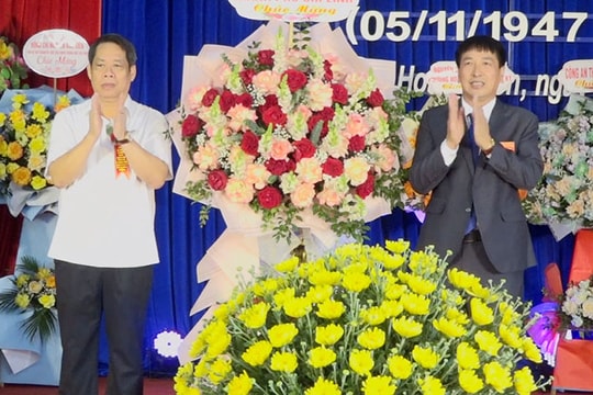 Đảng bộ phường Hoàng Tiến quan tâm phát triển đảng viên