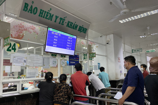 Chính phủ ban hành nghị quyết gỡ khó thanh toán bảo hiểm, mua sắm thuốc, thiết bị y tế